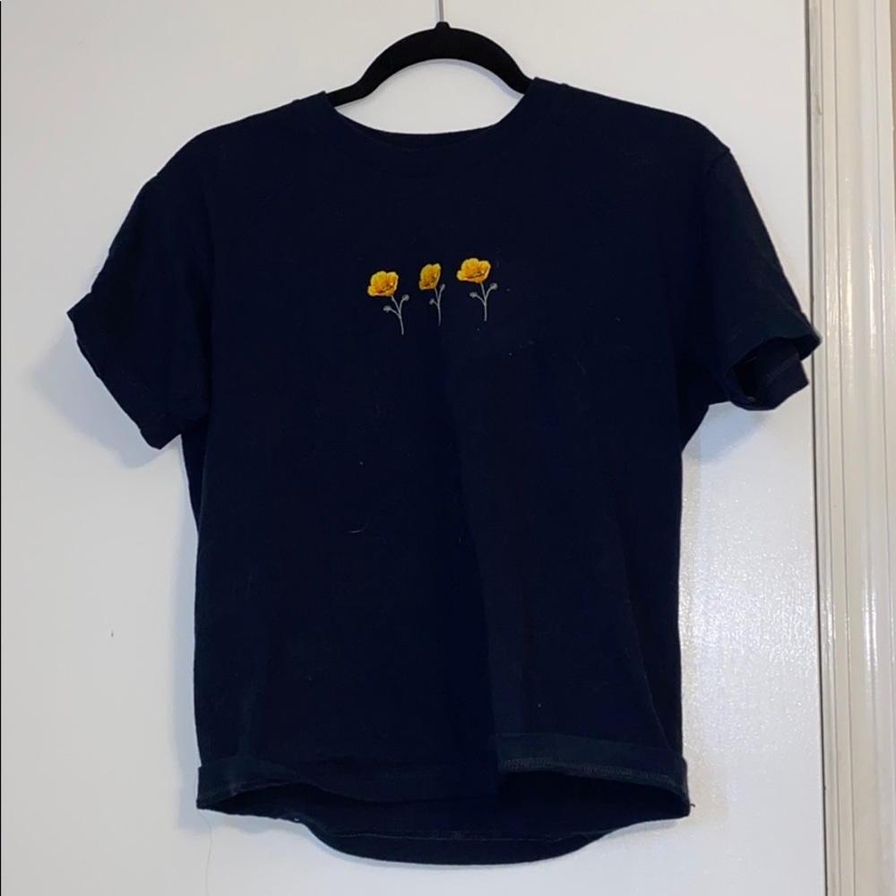 Flower tee.